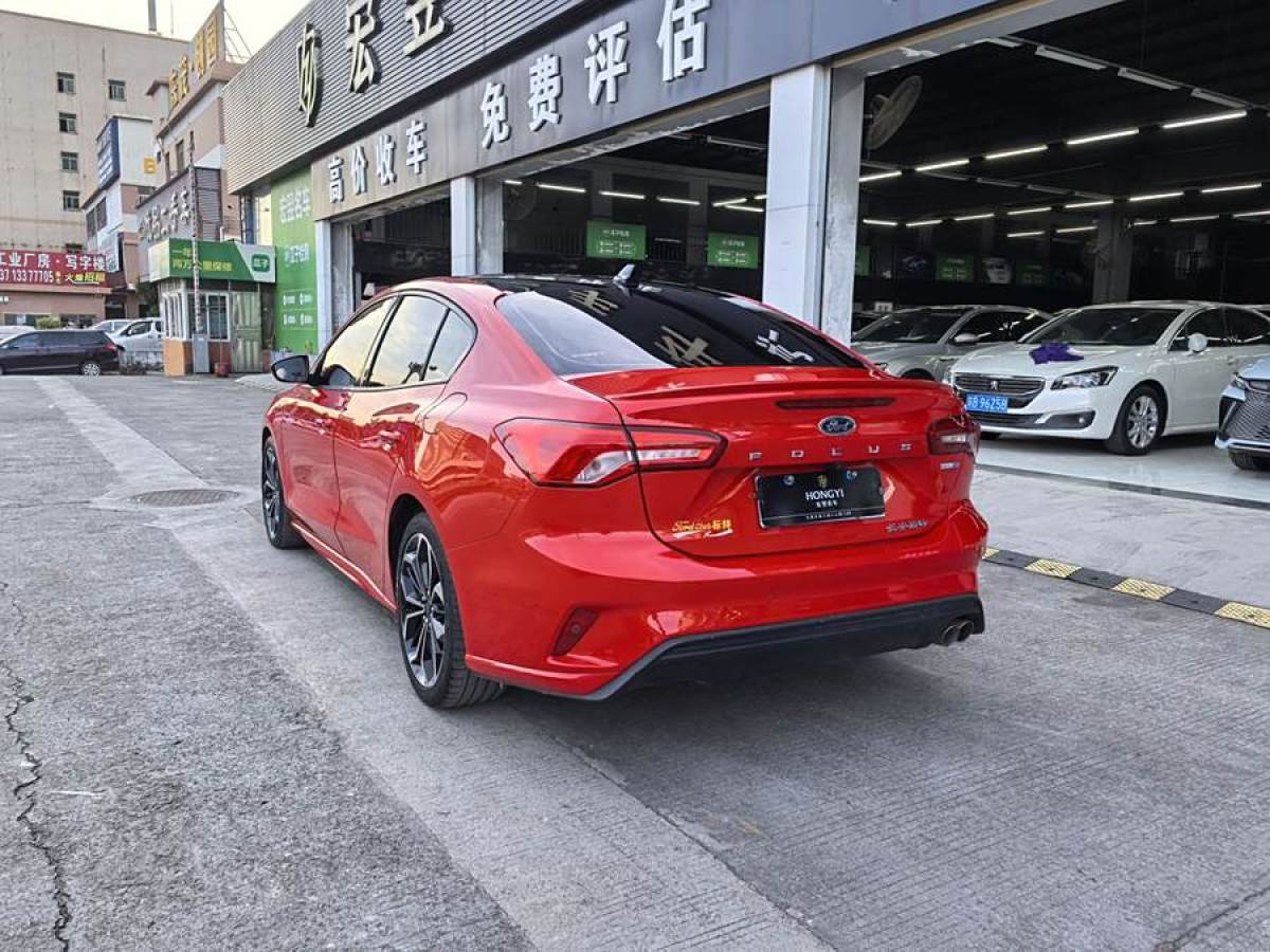 福特 福克斯  2020款 三廂 EcoBoost 180 自動(dòng)ST Line圖片