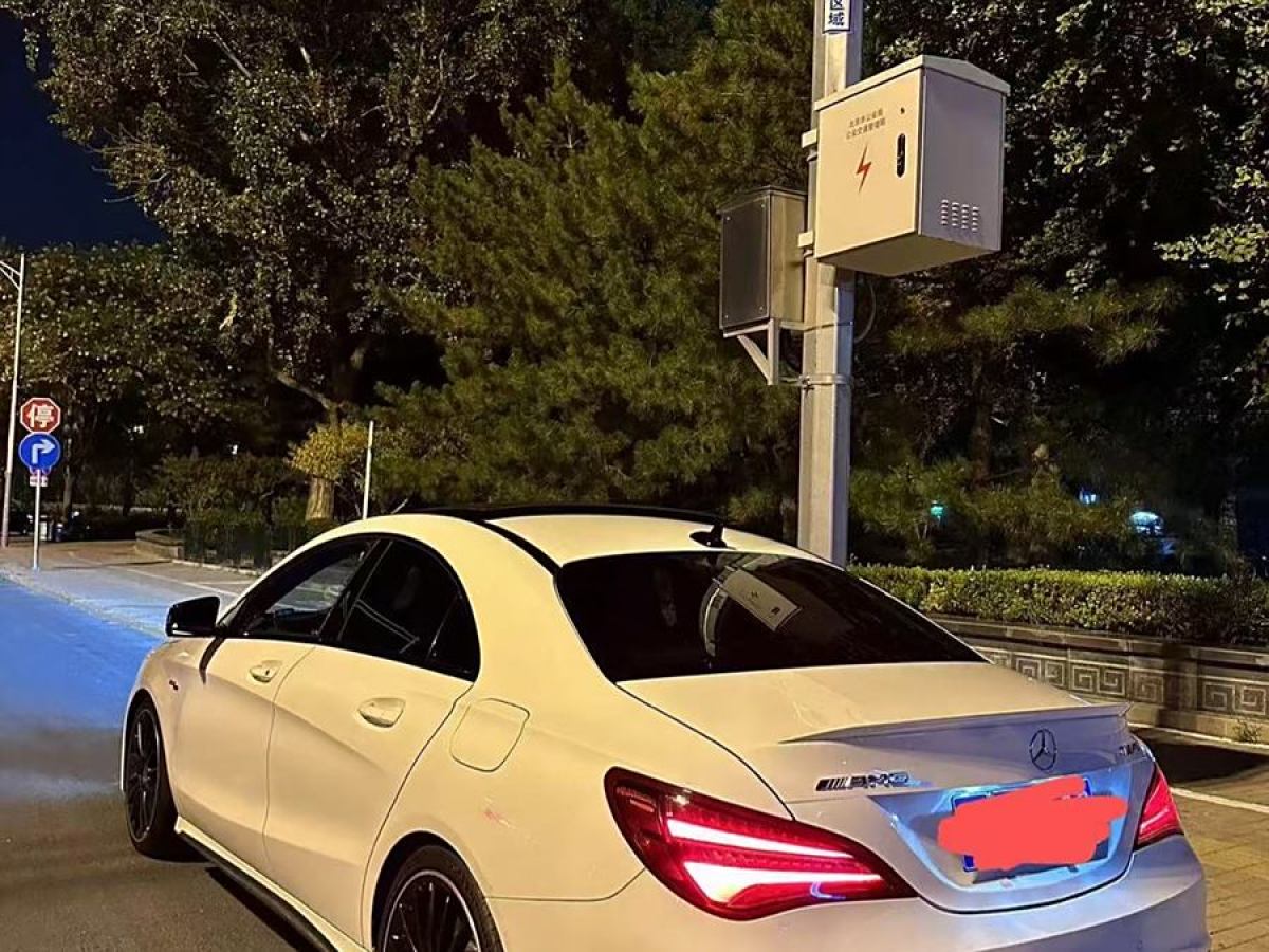 奔馳 奔馳CLA級(jí)AMG  2017款 改款 AMG CLA 45 4MATIC圖片