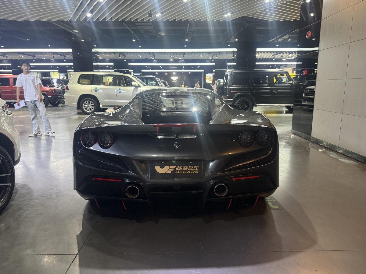 法拉利 F8 Tributo  2019款  3.9T V8圖片
