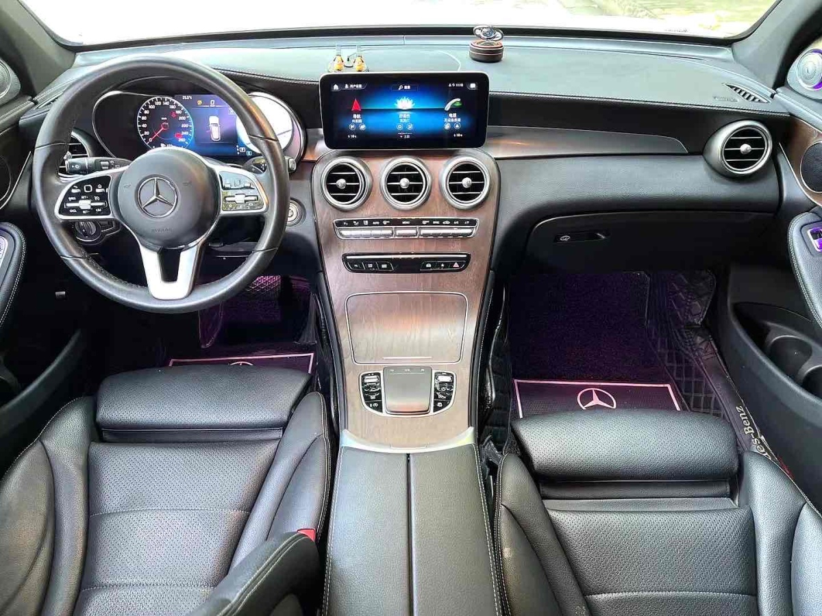 2020年10月奔馳 奔馳GLC  2021款 GLC 260 L 4MATIC 豪華型