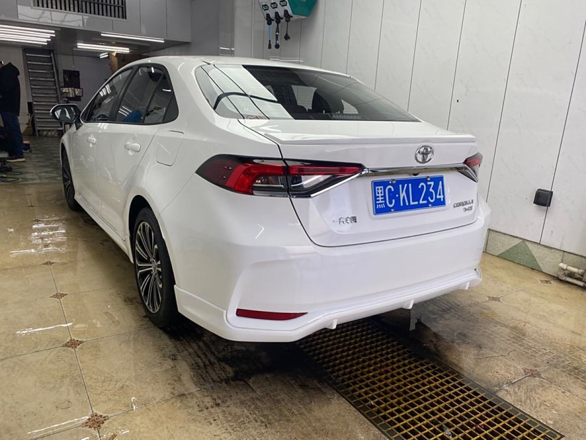 豐田 卡羅拉  2019款 1.2T S-CVT 運(yùn)動(dòng)版圖片