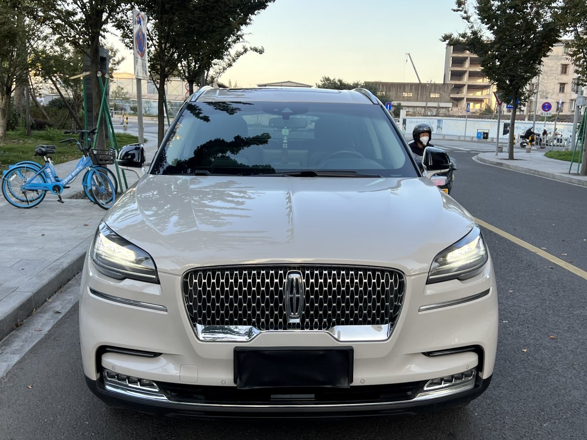 林肯 飛行家  2020款 3.0T V6全驅(qū)尊享版圖片