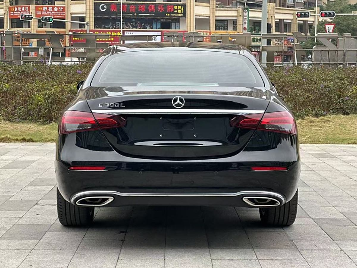 奔馳 奔馳E級  2021款 改款 E 300 L 豪華型圖片