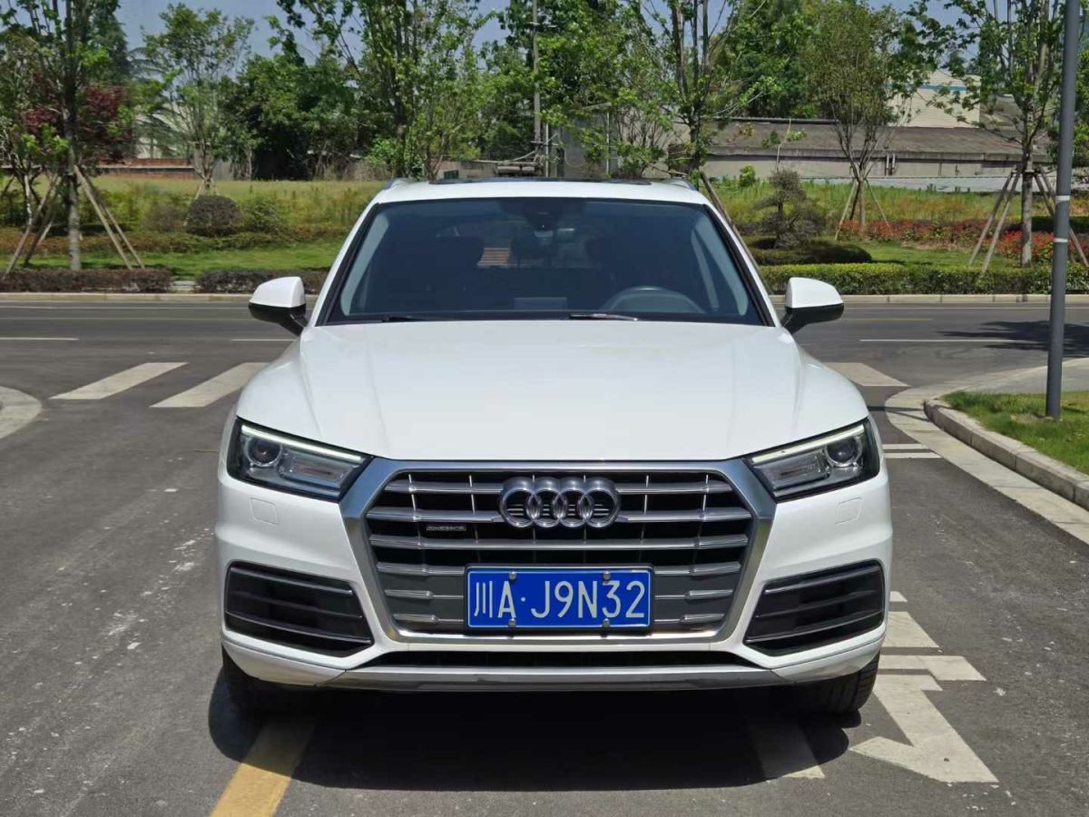 奧迪 奧迪Q3  2019款  35 TFSI 時尚動感型圖片