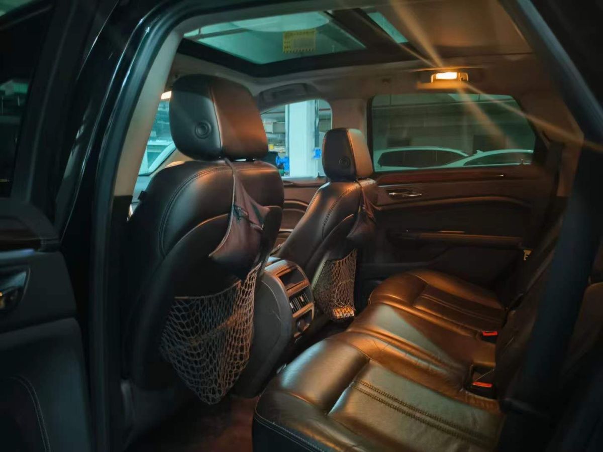 凱迪拉克 SRX  2015款 3.0L 精英型圖片