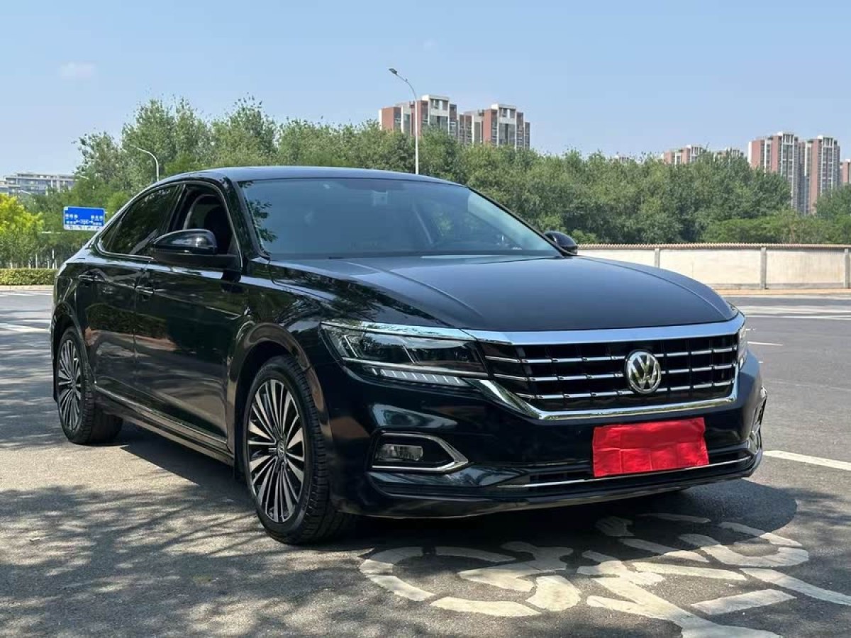 大眾 帕薩特  2019款 330TSI 豪華版 國(guó)VI圖片