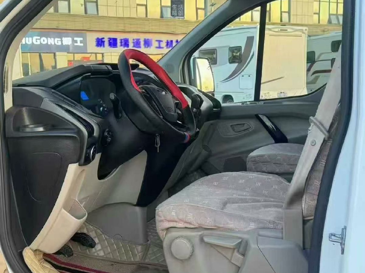 福特 全順  2020款 2.0T汽油商旅型中軸中頂10-12座國VI圖片