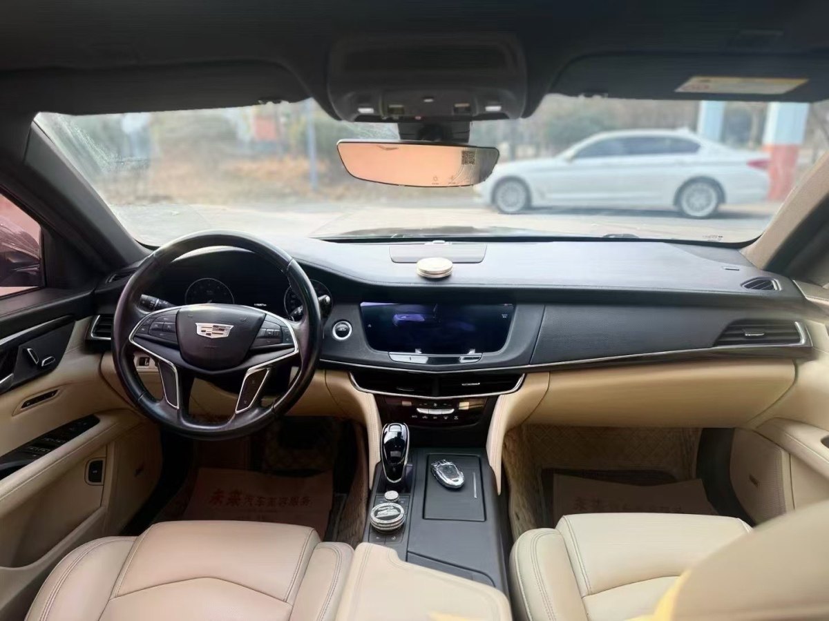 凱迪拉克 CT6  2019款 28T 豪華型圖片