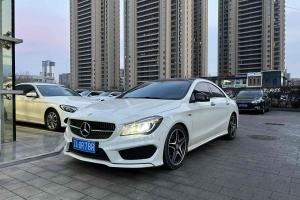 奔驰CLA级 奔驰 CLA 260 4MATIC