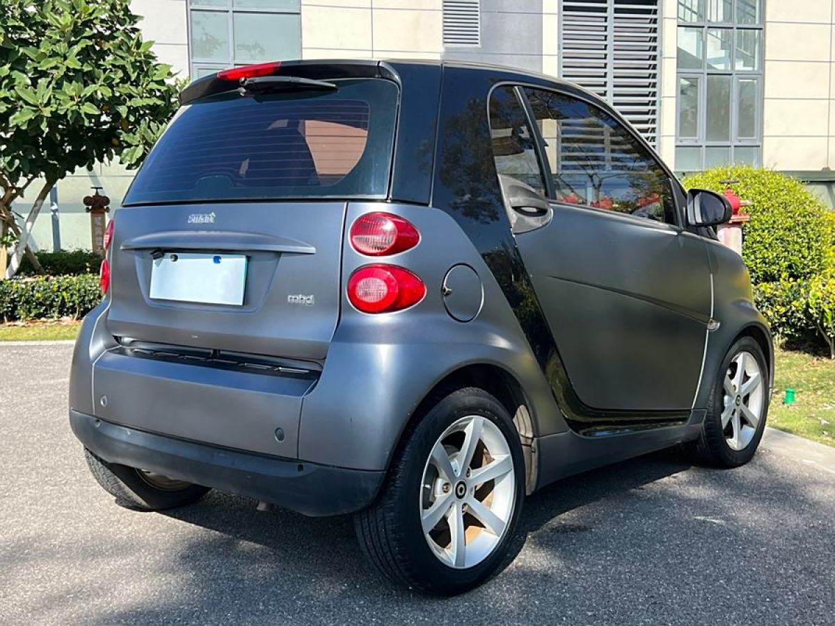 smart fortwo  2012款 1.0 MHD 硬頂標(biāo)準(zhǔn)版圖片