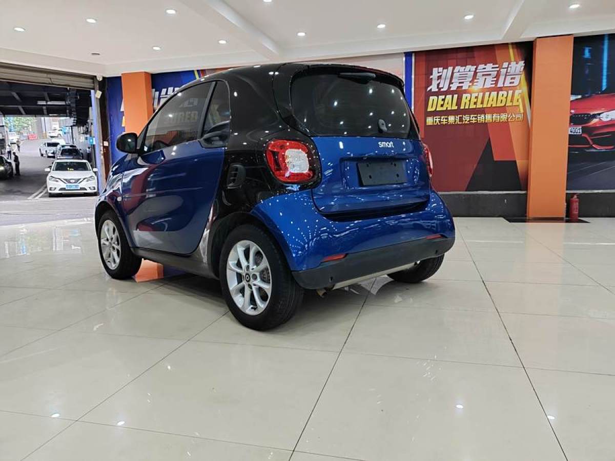 smart fortwo  2015款 1.0L 52千瓦硬頂靈動(dòng)版圖片