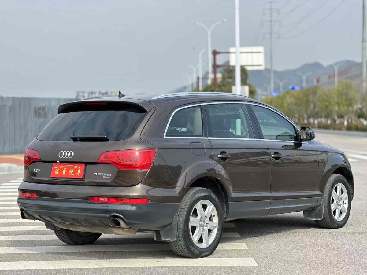 奧迪 奧迪Q7  2014款 35 TFSI 運(yùn)動型圖片