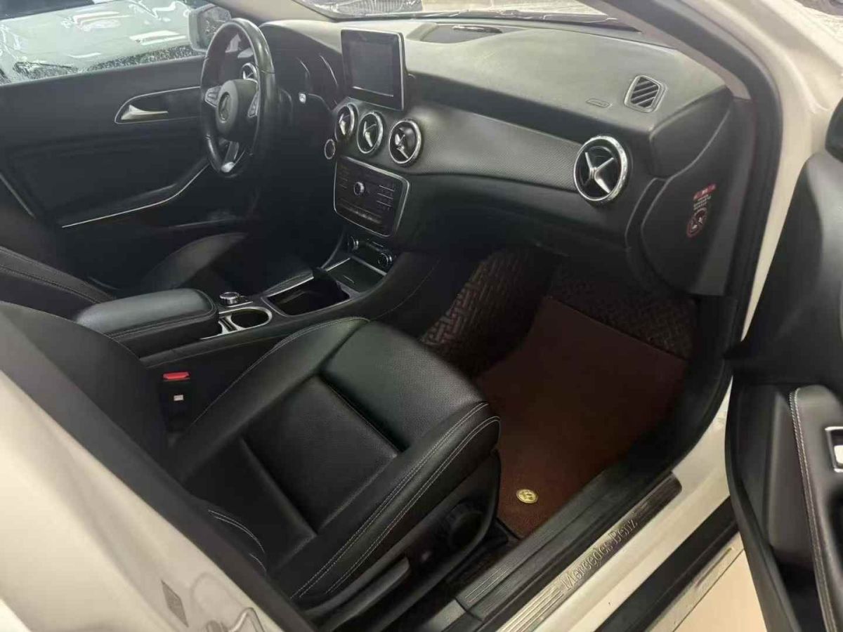 奔馳 奔馳A級AMG  2017款 2017款 改款 AMG A 45 4MATIC 國VI圖片