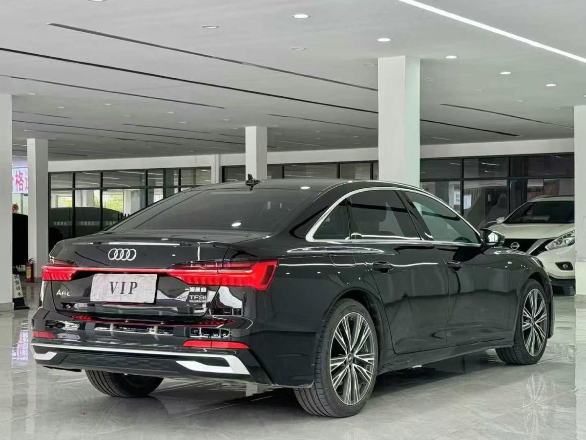 奧迪 奧迪A6L  2022款 40 TFSI 豪華動感型圖片