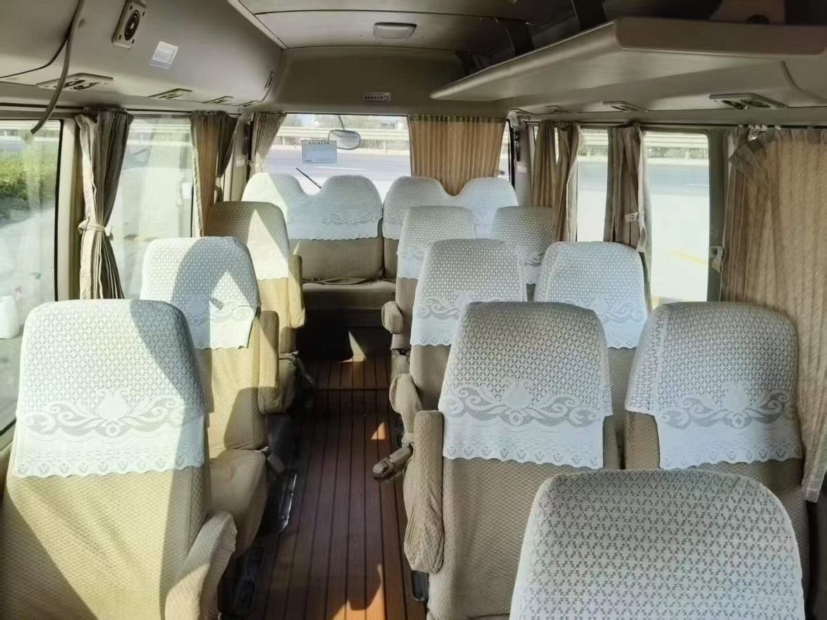 豐田 塞納  2011款 2.7L 兩驅(qū) 高配圖片