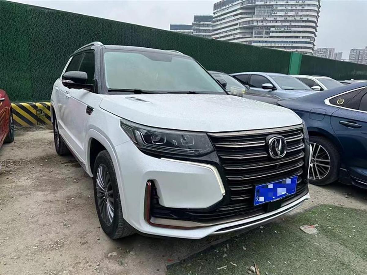 長(zhǎng)安 CS95  2021款 2.0T 兩驅(qū)豪華型圖片