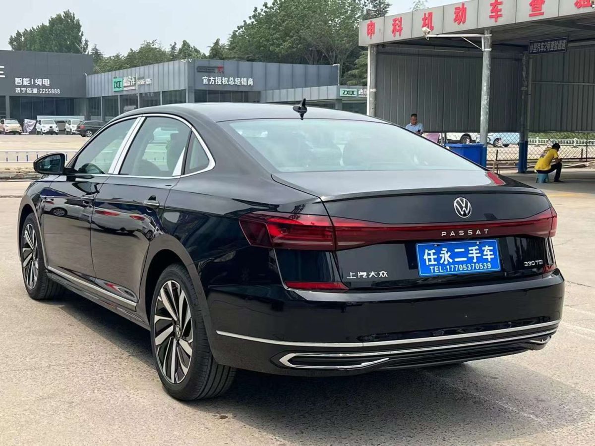 大众 帕萨特 2022款 330tsi 豪华版图片