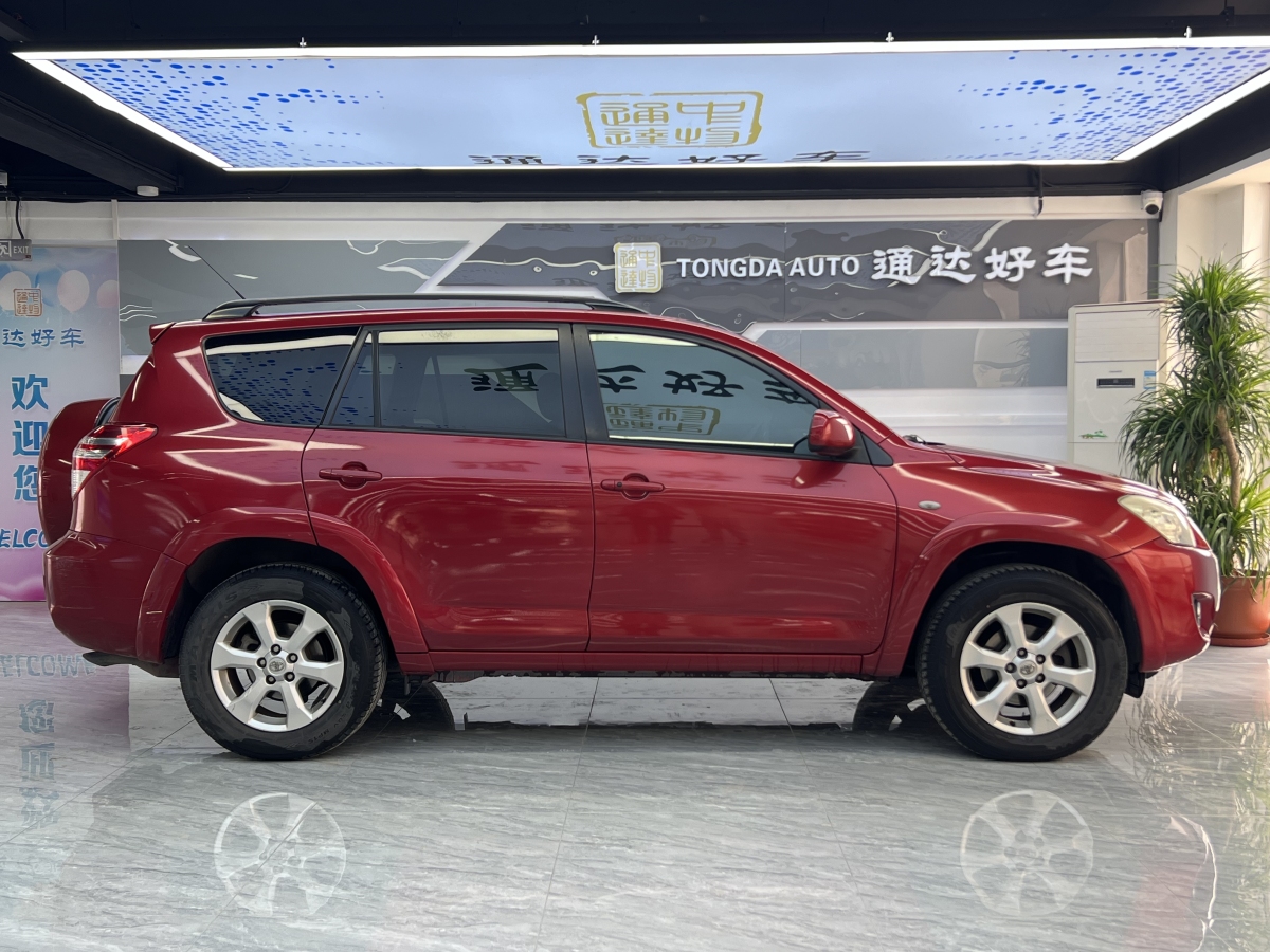 豐田 RAV4榮放  2009款 2.4L 自動(dòng)豪華版圖片