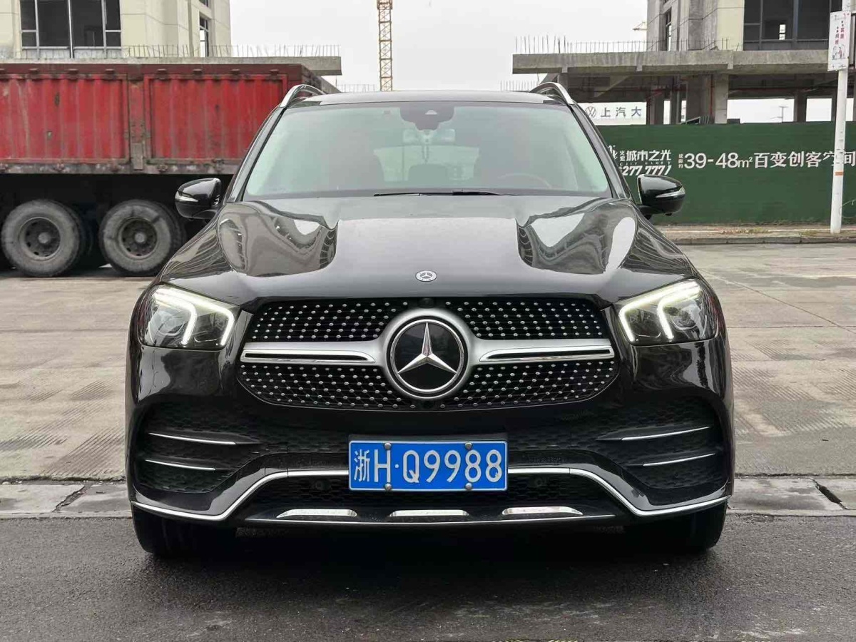 奔馳 奔馳GLE  2020款  GLE 350 4MATIC 時(shí)尚型圖片