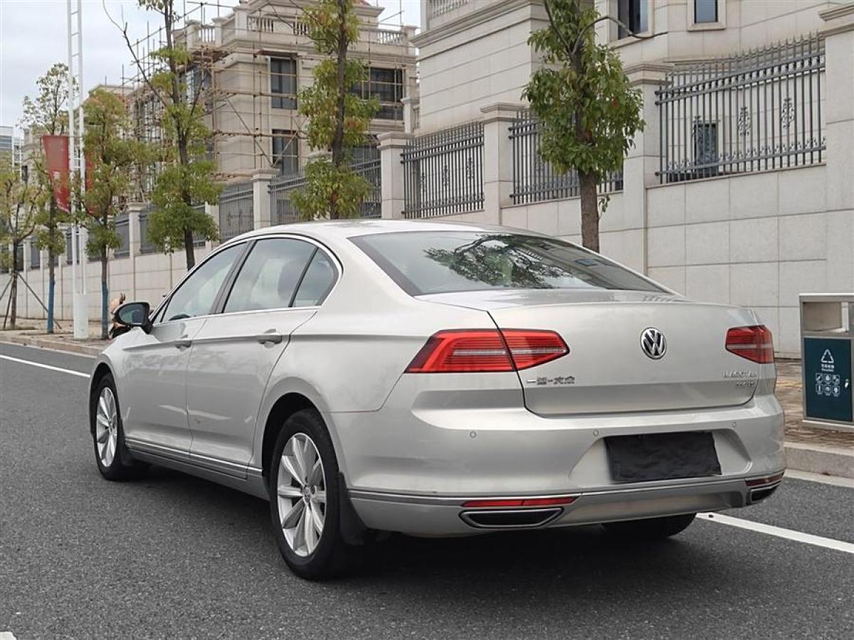 大眾 邁騰  2019款  330TSI DSG 領(lǐng)先型 國VI圖片