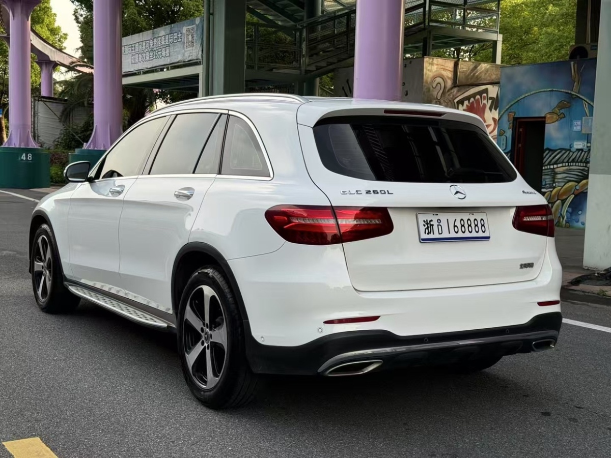 奔馳 奔馳GLC  2018款 改款 GLC 260 4MATIC 豪華型圖片