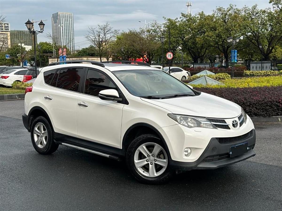 豐田 RAV4榮放  2013款 2.5L 自動(dòng)四驅(qū)精英版圖片