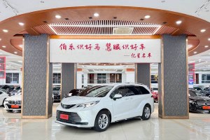 賽那SIENNA 豐田 2.5L混動 至尊版