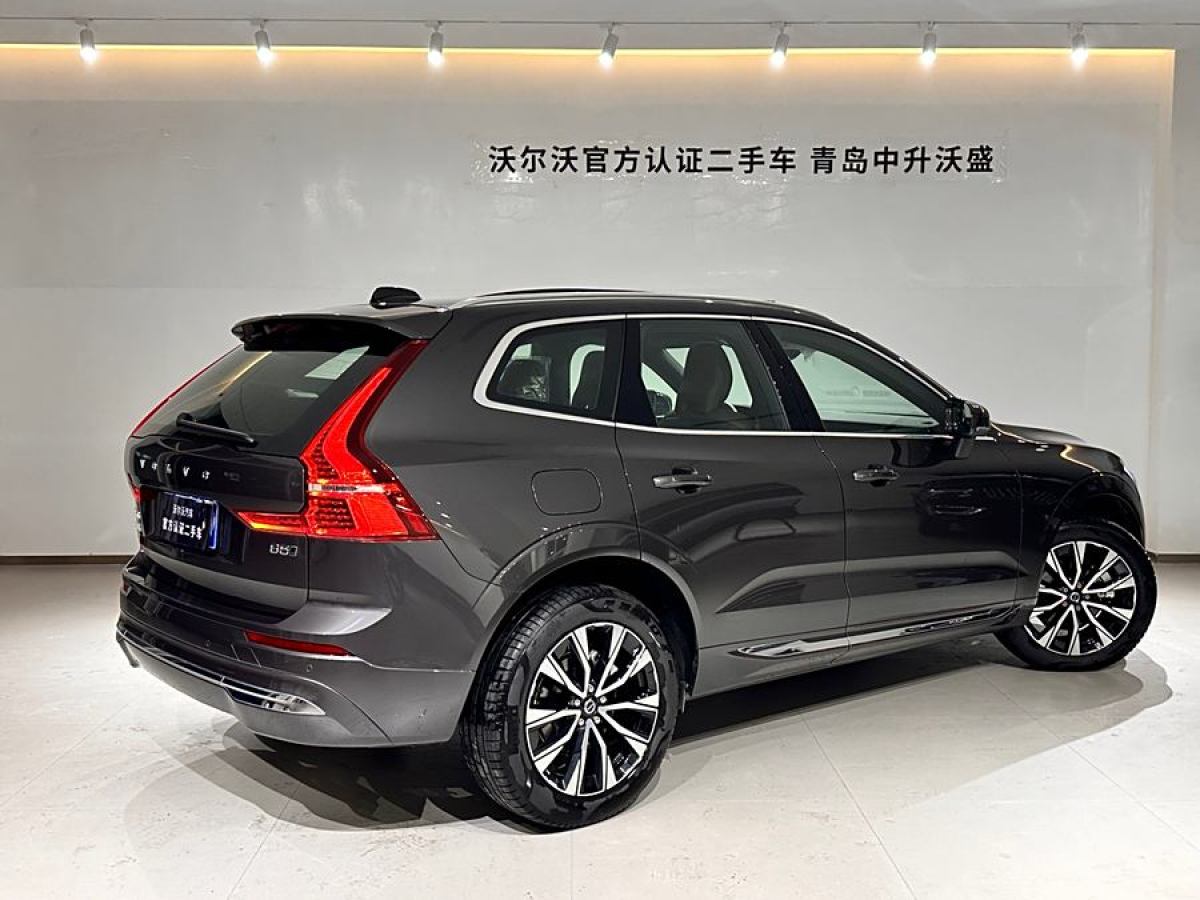 沃爾沃 XC60  2024款 B5 四驅(qū)智遠(yuǎn)豪華版圖片