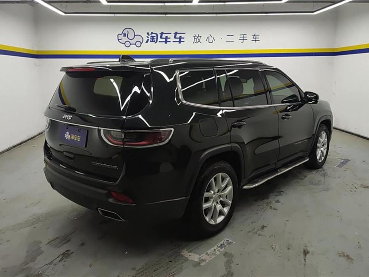 Jeep 大指揮官  2020款 2.0T 兩驅(qū)領(lǐng)先版圖片