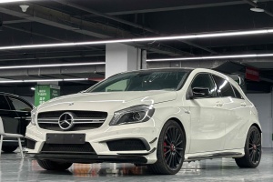 奔驰A级AMG 奔驰 AMG A 45 4MATIC