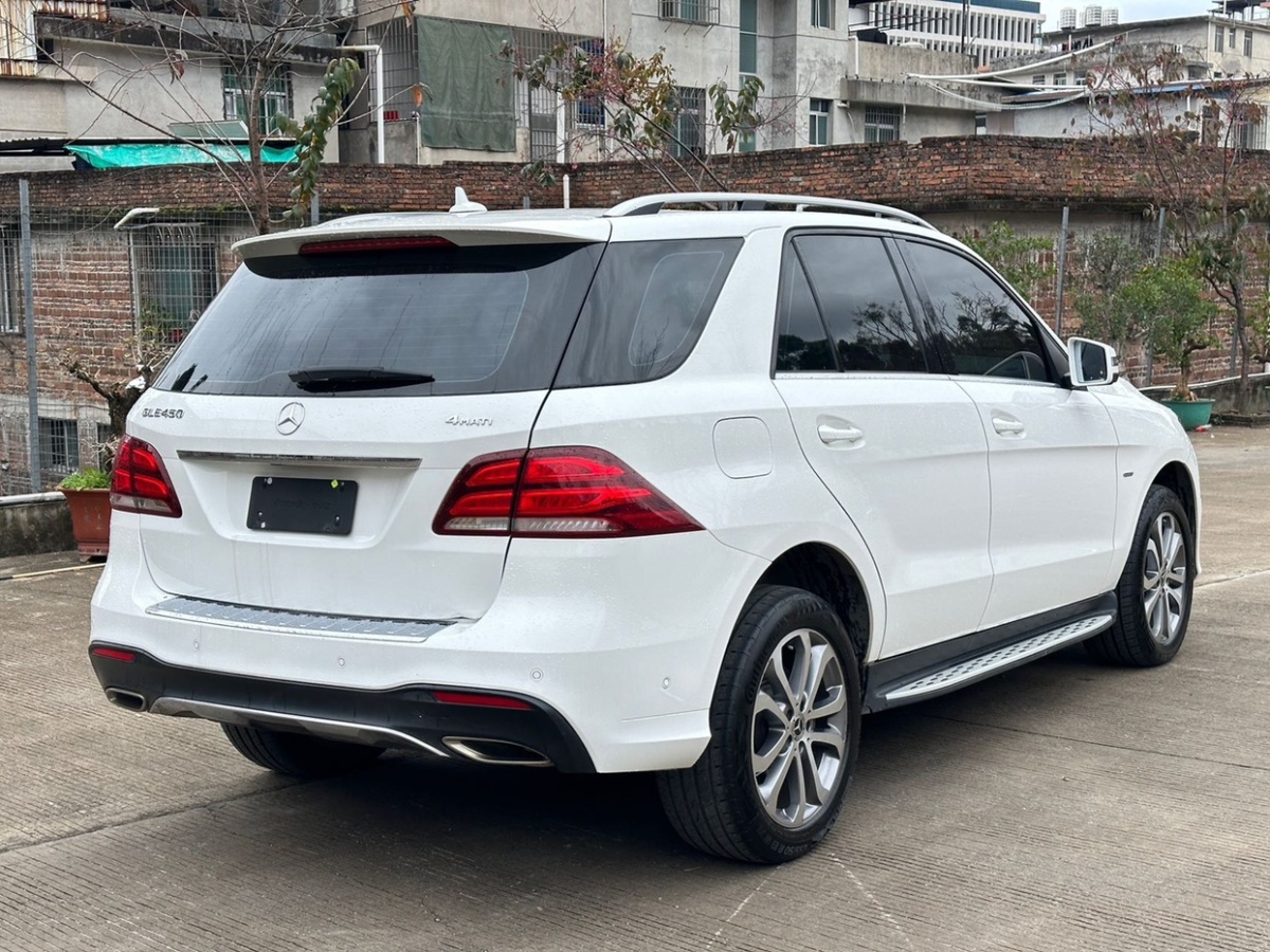 奔馳 奔馳GLE  2018款 GLE 320 4MATIC 豪華型臻藏版圖片