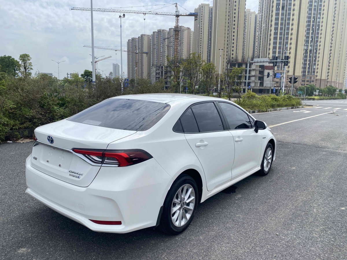 丰田 卡罗拉  2021款 双擎 1.8L E-CVT旗舰版图片