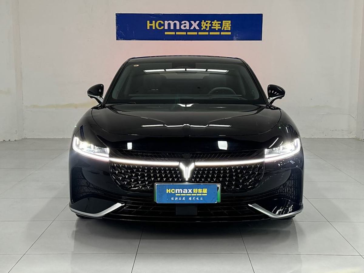 嵐圖 嵐圖追光  2024款 PHEV 四驅(qū)超長續(xù)航旗艦版圖片