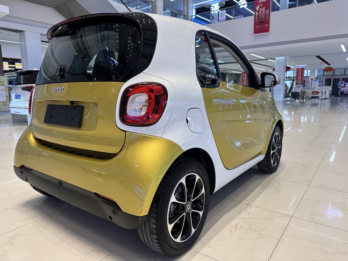 smart fortwo  2015款 1.0L 52千瓦硬頂激情版圖片