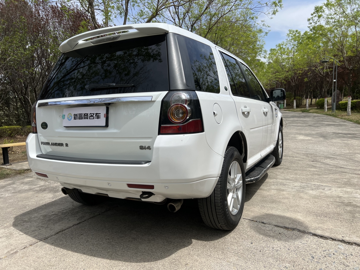 路虎 神行者2  2013款 2.0T Si4 SE汽油版圖片
