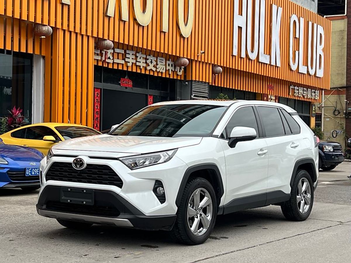 2021年9月豐田 RAV4榮放  2021款 2.0L CVT兩驅(qū)風(fēng)尚版