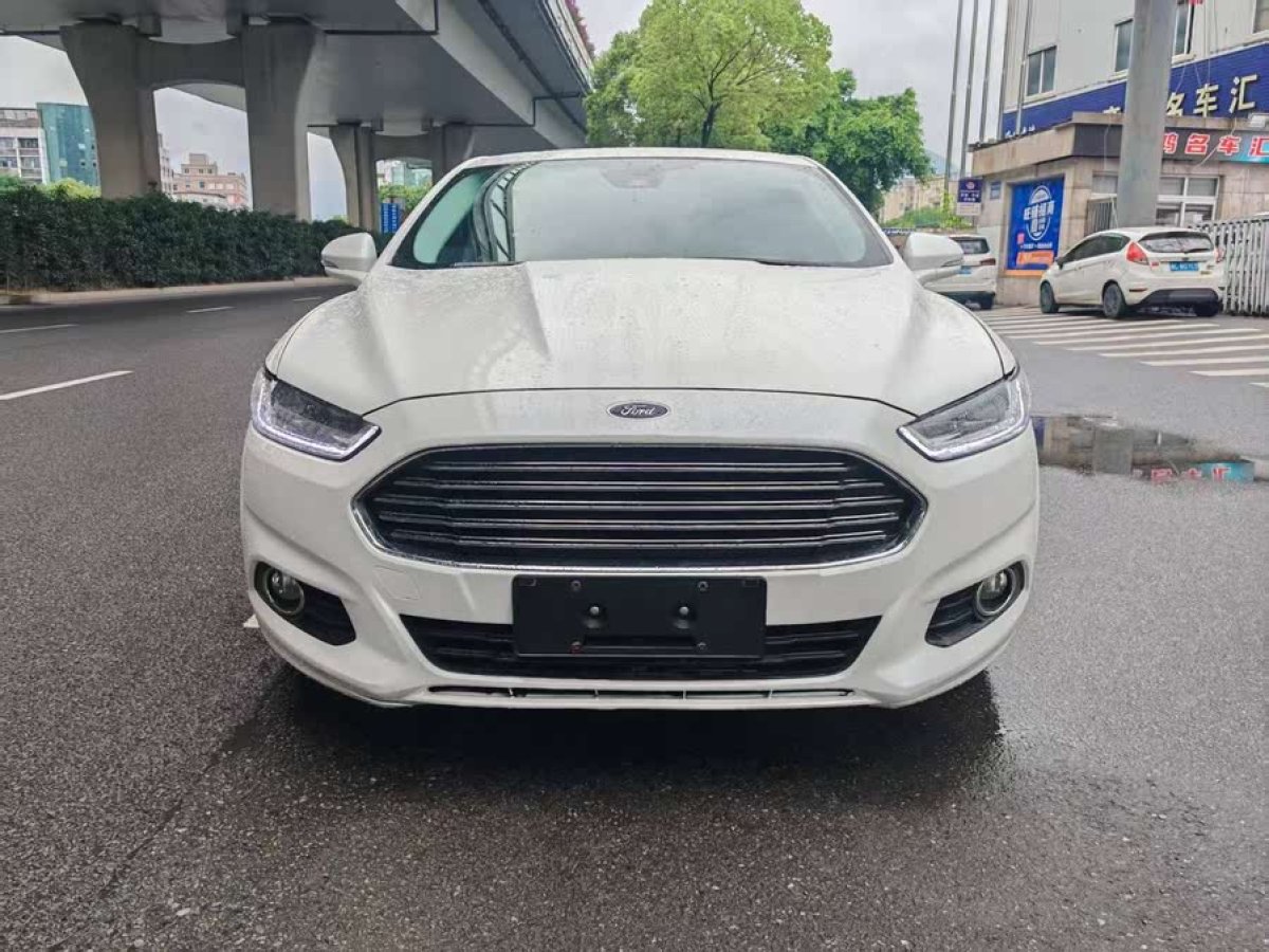 福特 蒙迪歐  2017款 改款 EcoBoost 180 時(shí)尚型圖片