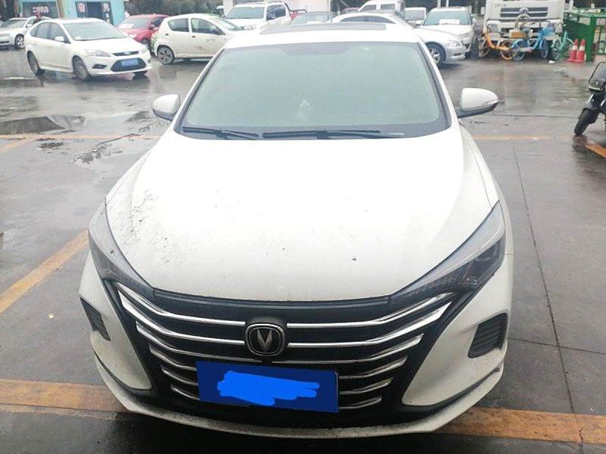 長(zhǎng)安 逸動(dòng)  2021款 PLUS 藍(lán)鯨NE 1.4T GDI DCT尊貴型圖片