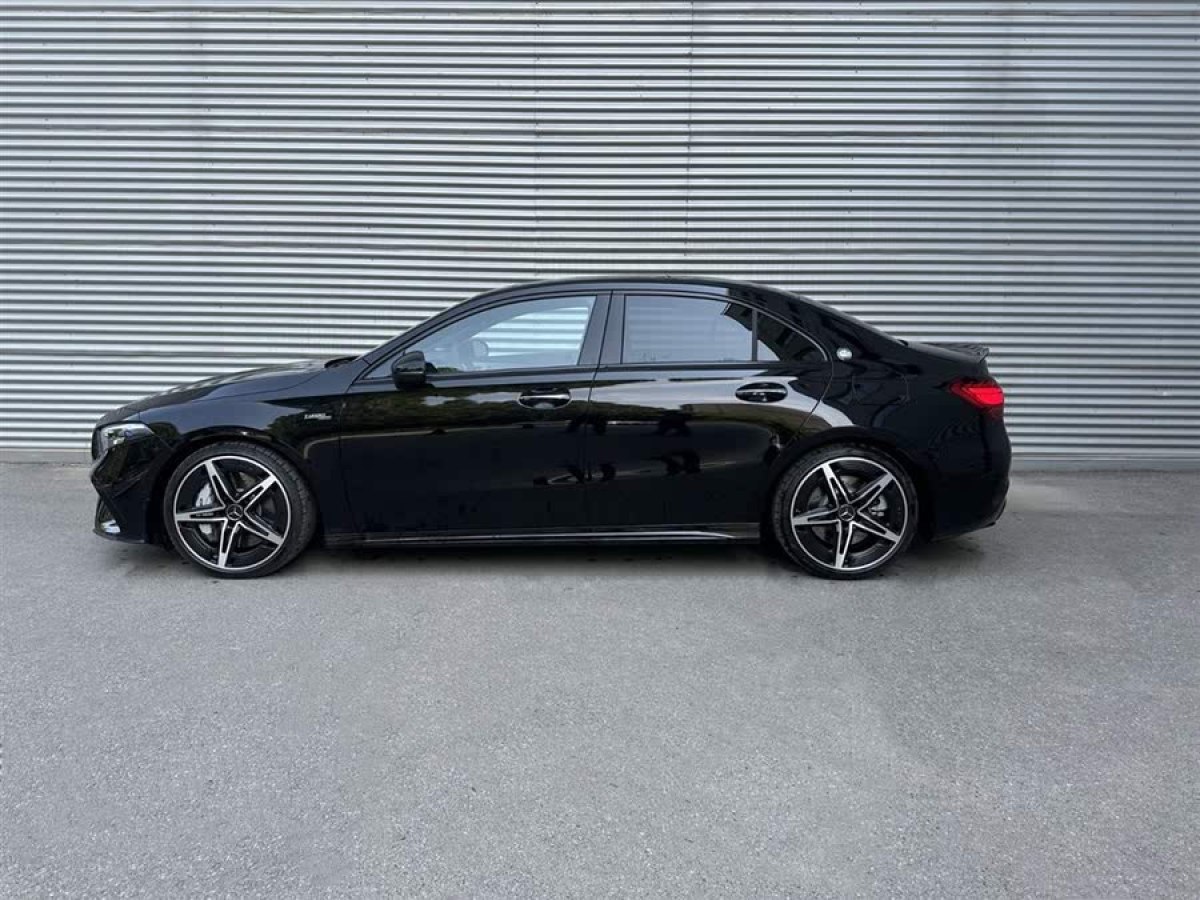 奔馳 奔馳A級AMG  2025款 AMG A 35 4MATIC圖片
