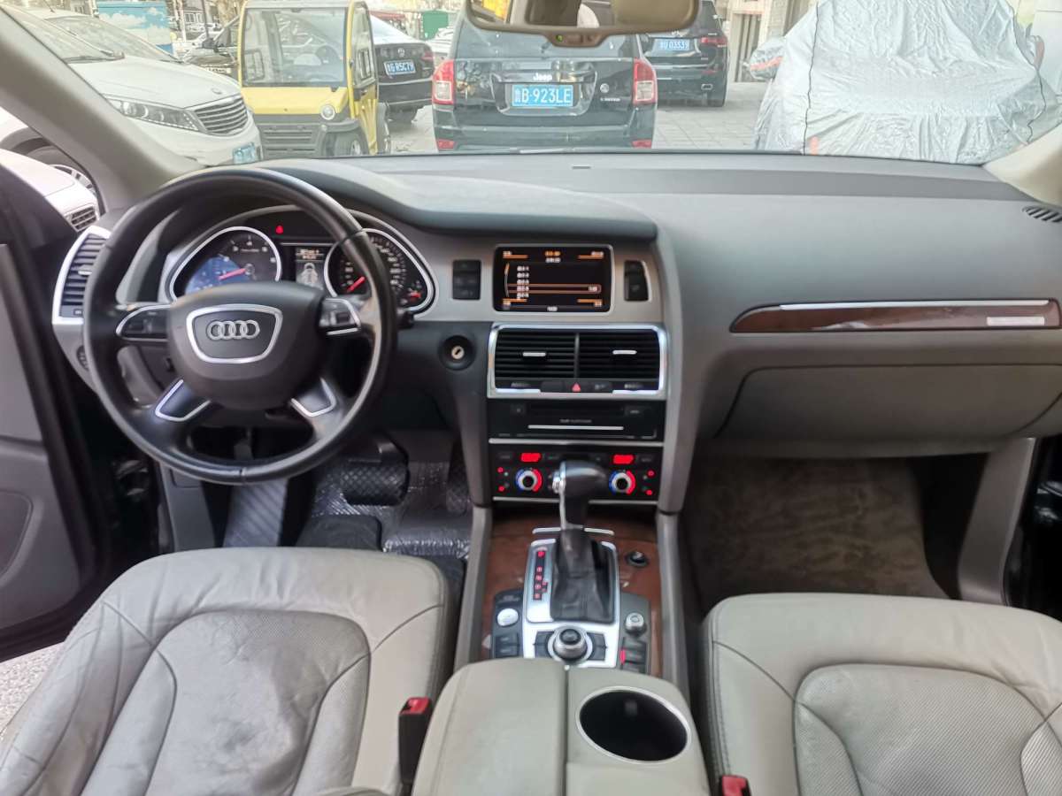 奧迪 奧迪Q7  2012款 3.0 TDI 專享型圖片