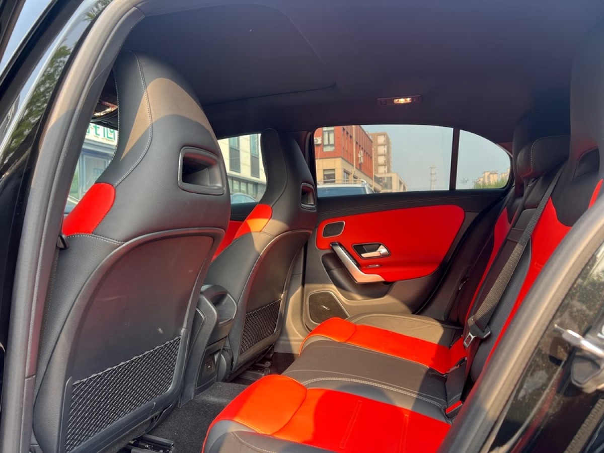 奔馳 奔馳A級AMG  2024款 改款 AMG A 35 4MATIC圖片