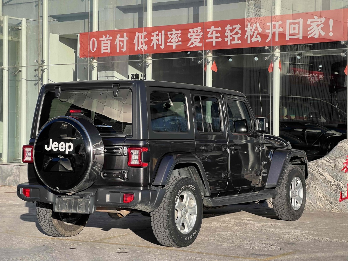 Jeep 牧馬人  2019款 2.0T Sahara 四門版 國VI圖片