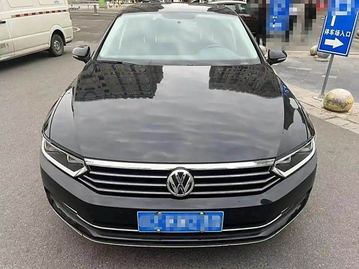 大眾 邁騰  2017款 330TSI DSG 領(lǐng)先型圖片