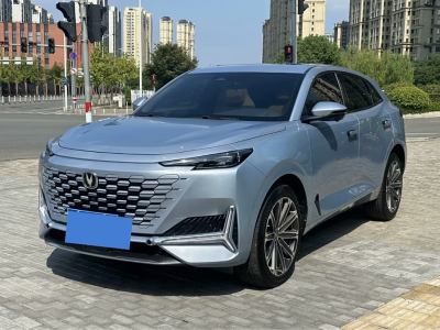 2021年11月 長(zhǎng)安 長(zhǎng)安UNI-K 2.0T 尊貴型圖片