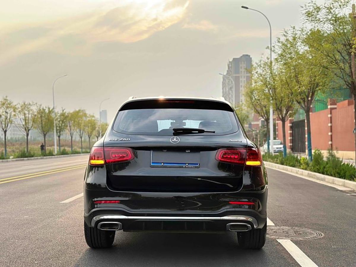 奔馳 奔馳GLC  2022款 改款 GLC 260 L 4MATIC 豪華型圖片