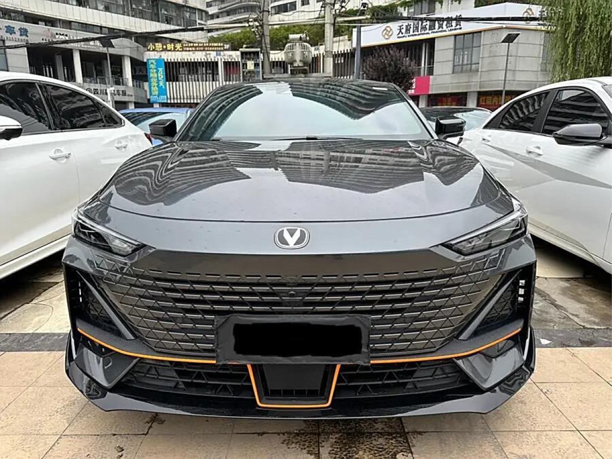 長(zhǎng)安 長(zhǎng)安UNI-V  2024款 1.5T 尊享型圖片