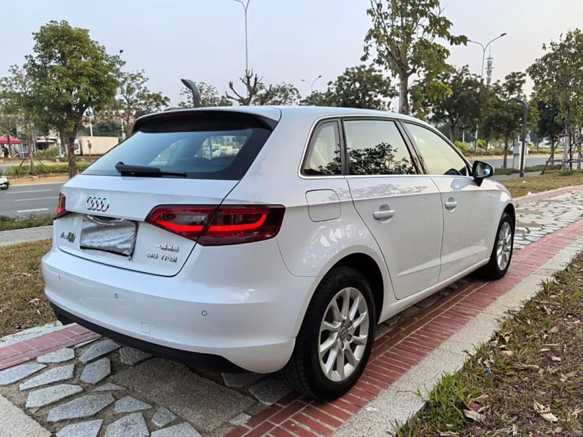 奧迪 奧迪A3  2014款 Sportback 35 TFSI 自動(dòng)進(jìn)取型圖片