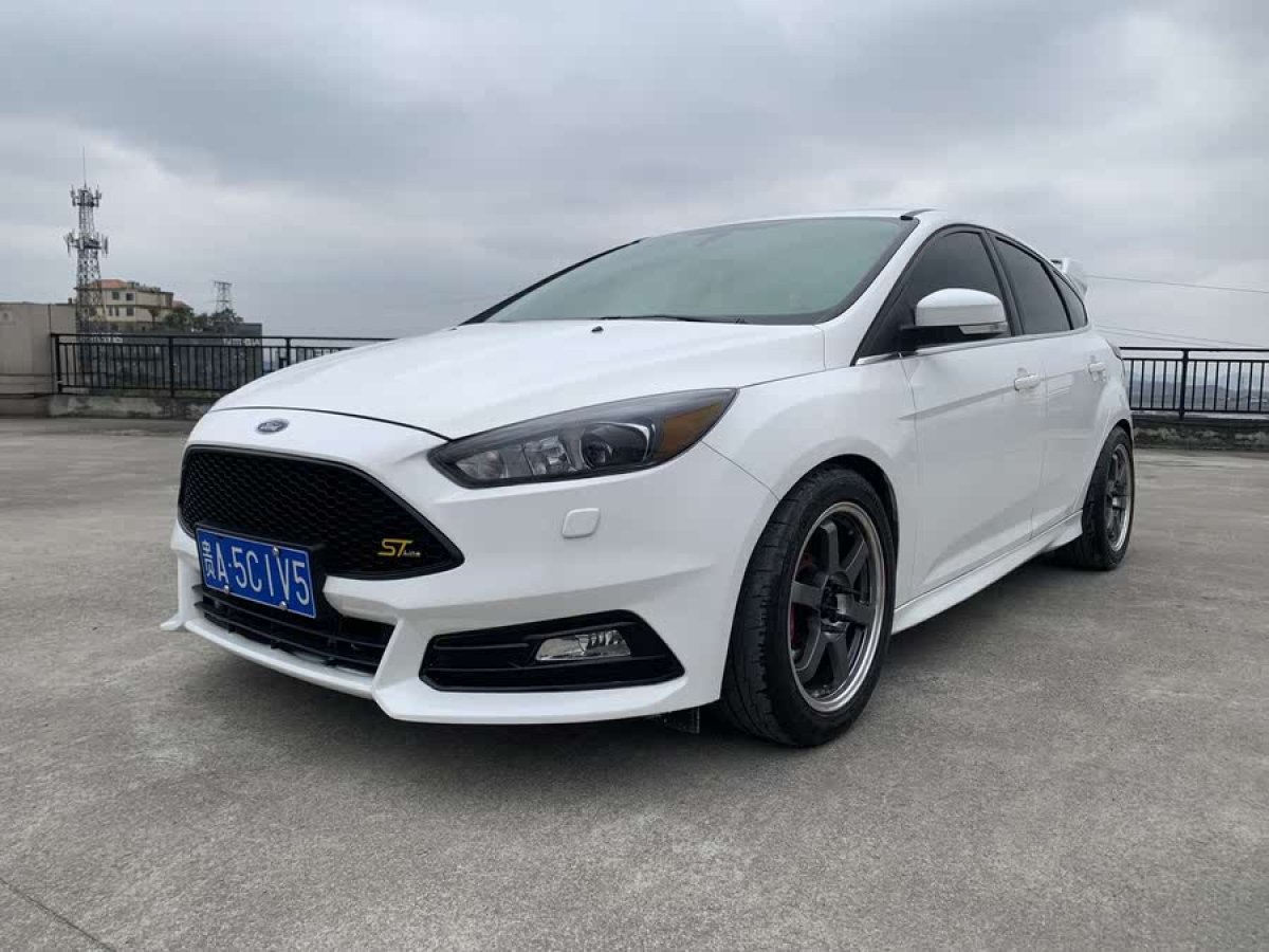 福特 ?？怂? 2017款 兩廂 EcoBoost 180 自動(dòng)精英型圖片