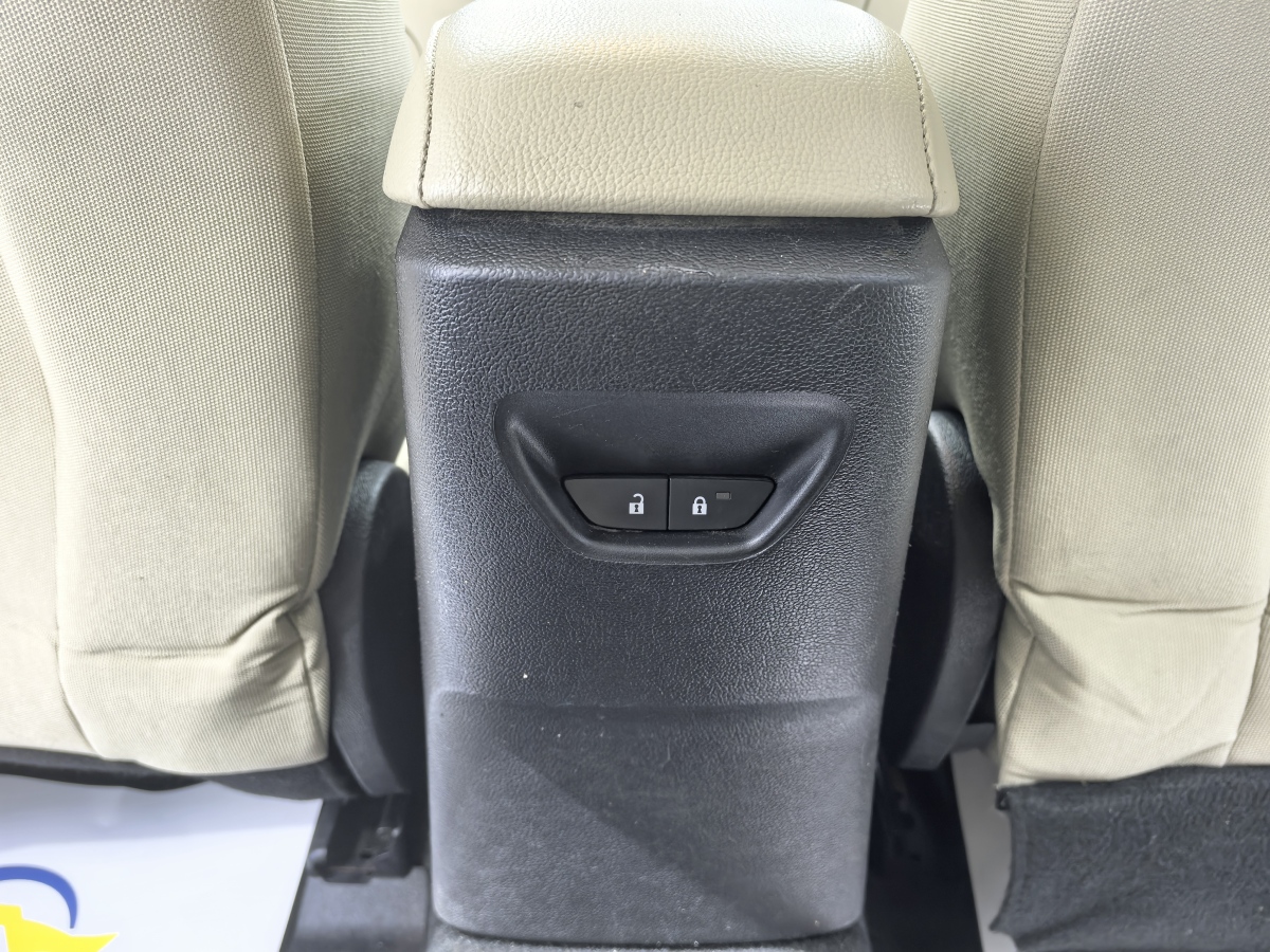 福特 福睿斯  2017款 改款 1.5L 手動舒適型圖片