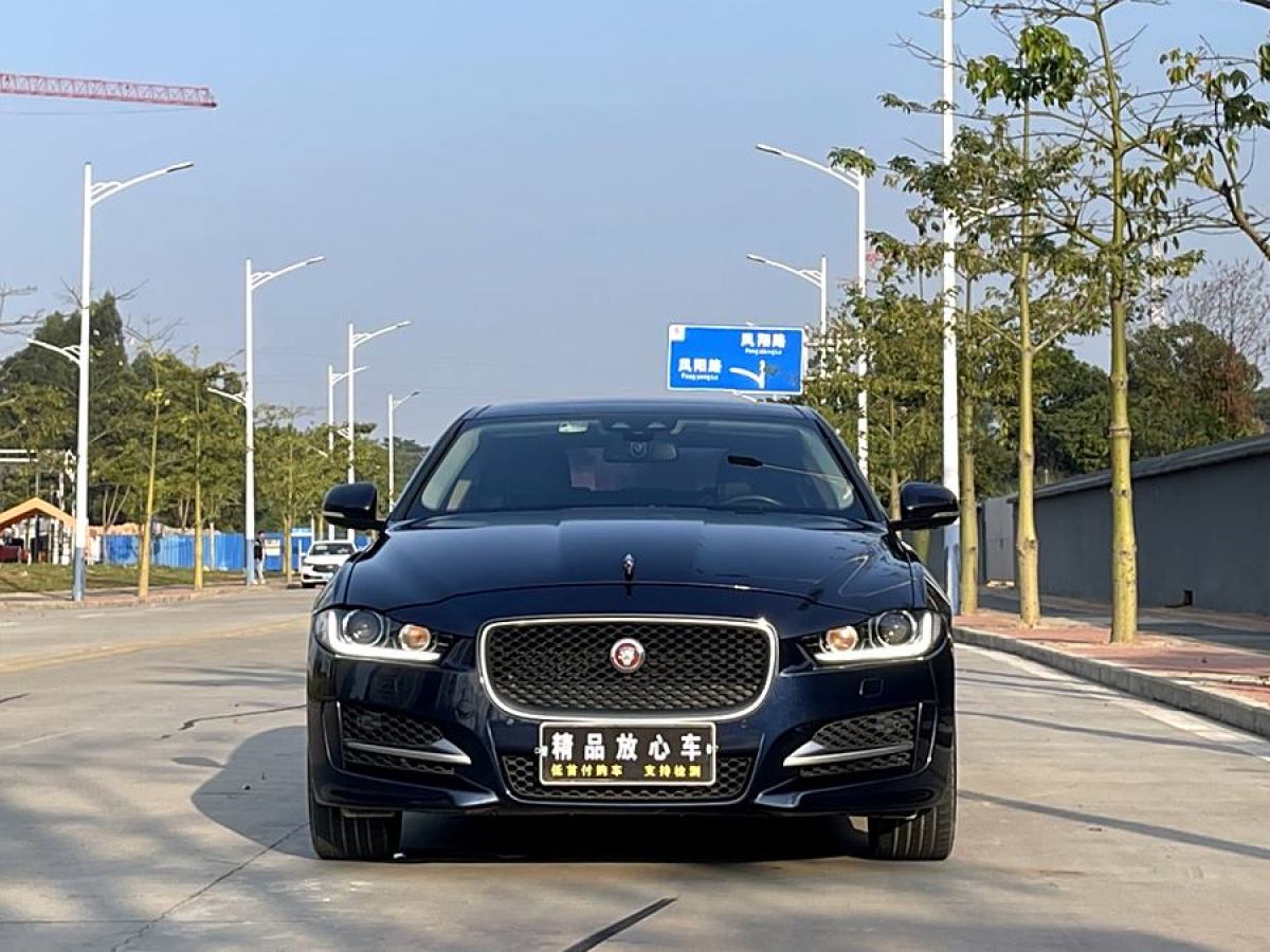 捷豹 XE  2019款 2.0T 300PS 四驅(qū)Landmark Edition圖片